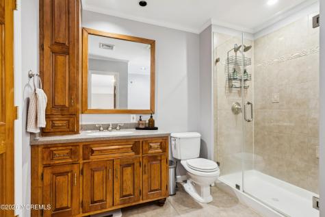 5 Liberty Court Howell NJ 07731