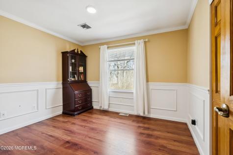 5 Liberty Court Howell NJ 07731