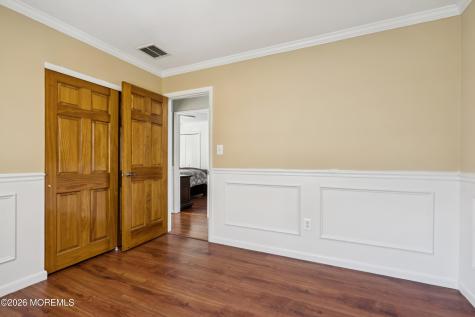 5 Liberty Court Howell NJ 07731