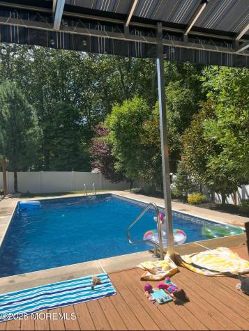 5 Liberty Court Howell NJ 07731