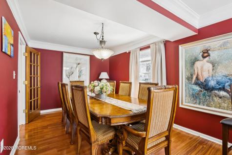 5 Liberty Court Howell NJ 07731