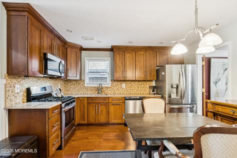 5 Liberty Court Howell NJ 07731