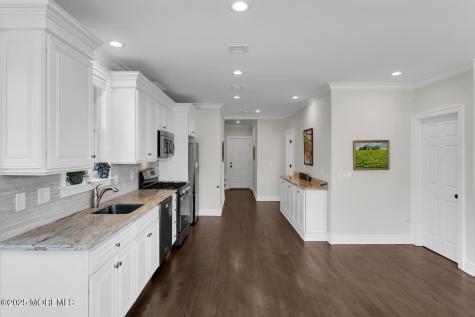 3 Bretwood Drive N Colts Neck NJ 07722