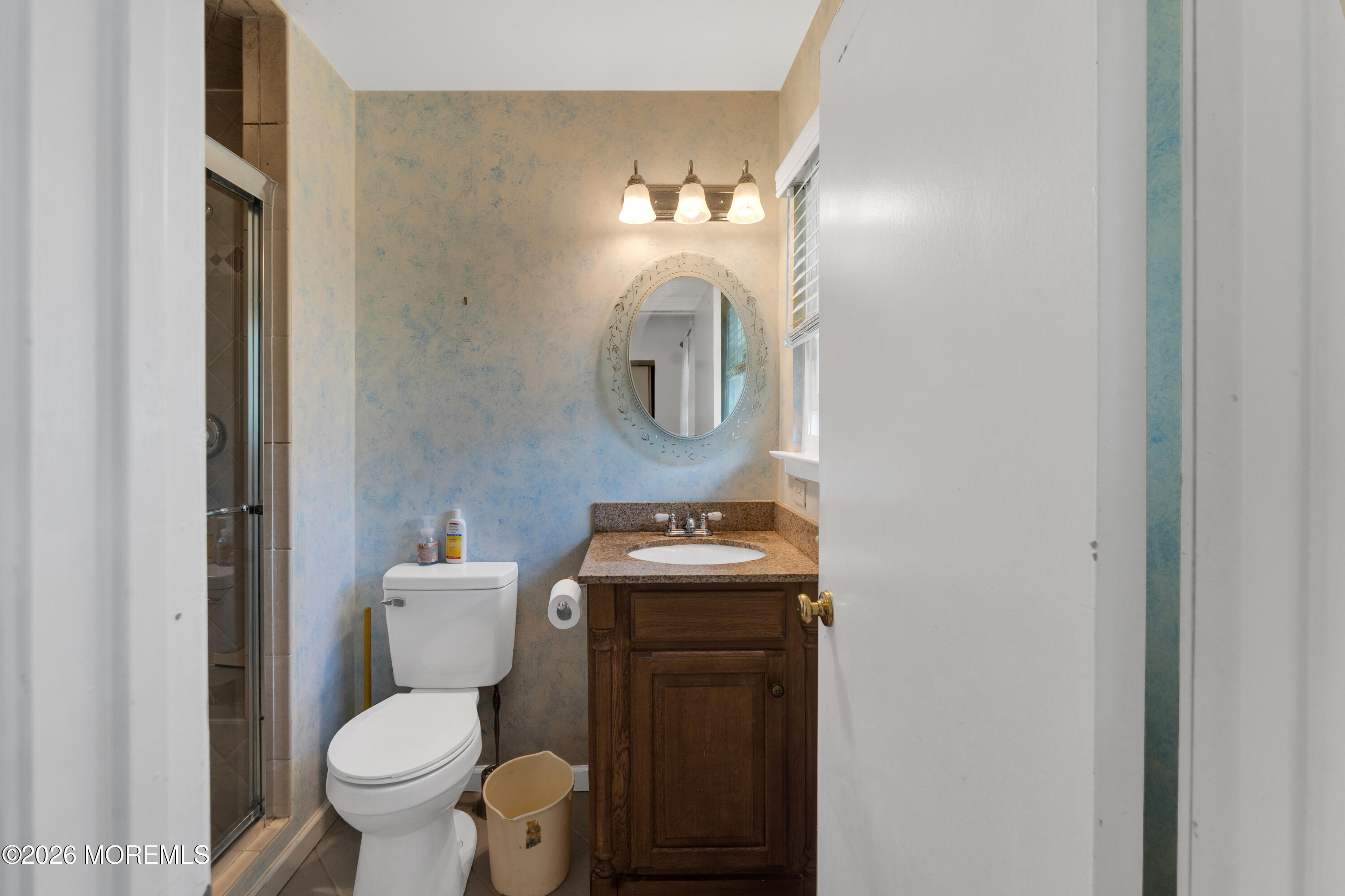 17 Walton Court East Brunswick NJ 08816