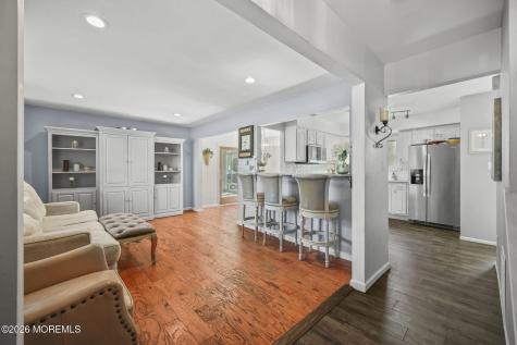 39 Tioga Drive Howell NJ 07731