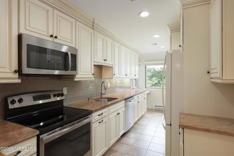 33 Andover Court Red Bank NJ 07701