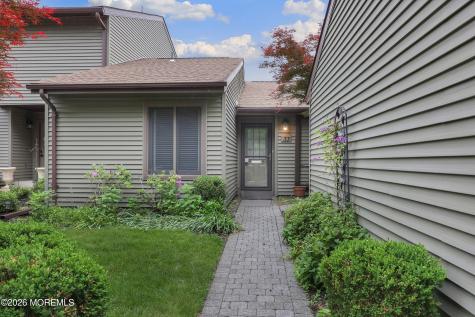 33 Andover Court Red Bank NJ 07701