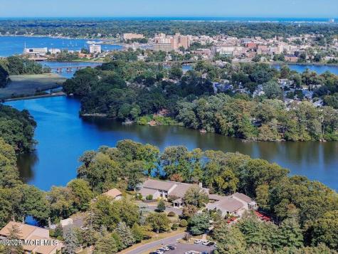 33 Andover Court Red Bank NJ 07701