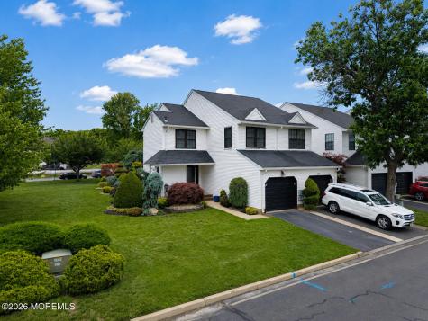 151 Chestnut Way Manalapan NJ 07726