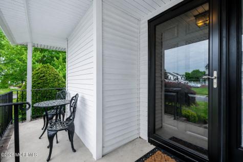 151 Chestnut Way Manalapan NJ 07726