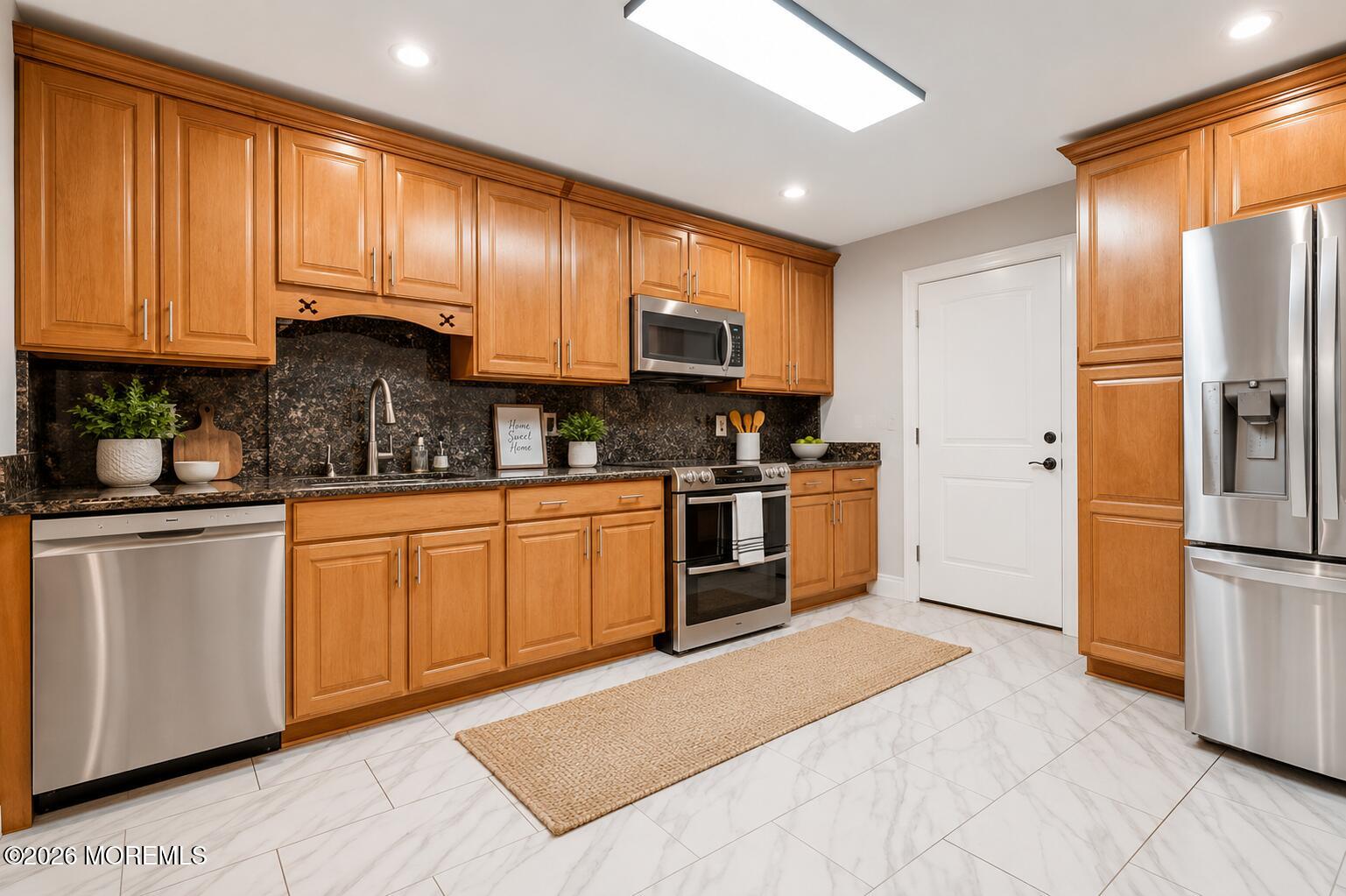 151 Chestnut Way Manalapan NJ 07726