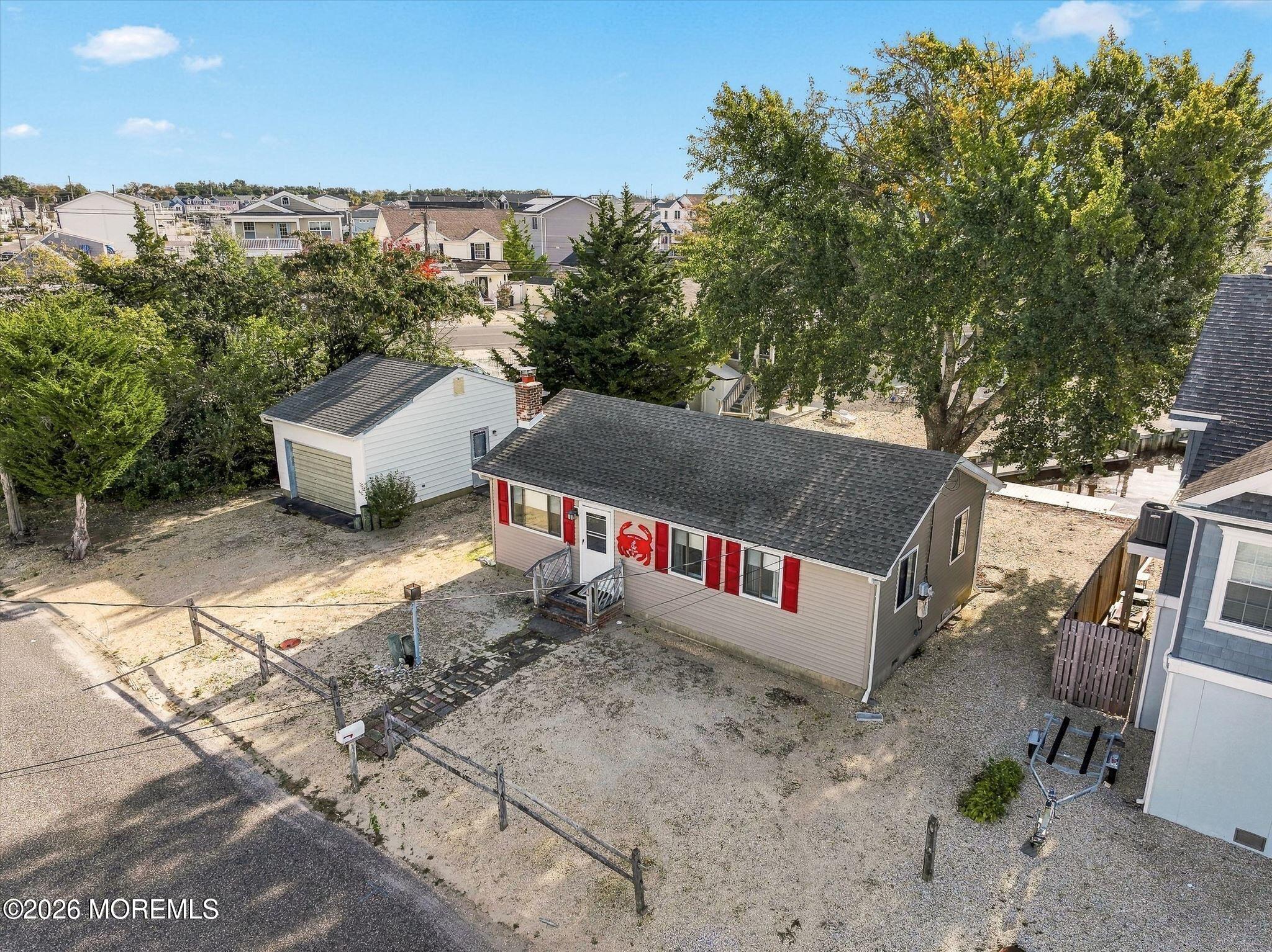 11 Sylvia Lane Manahawkin NJ 08050