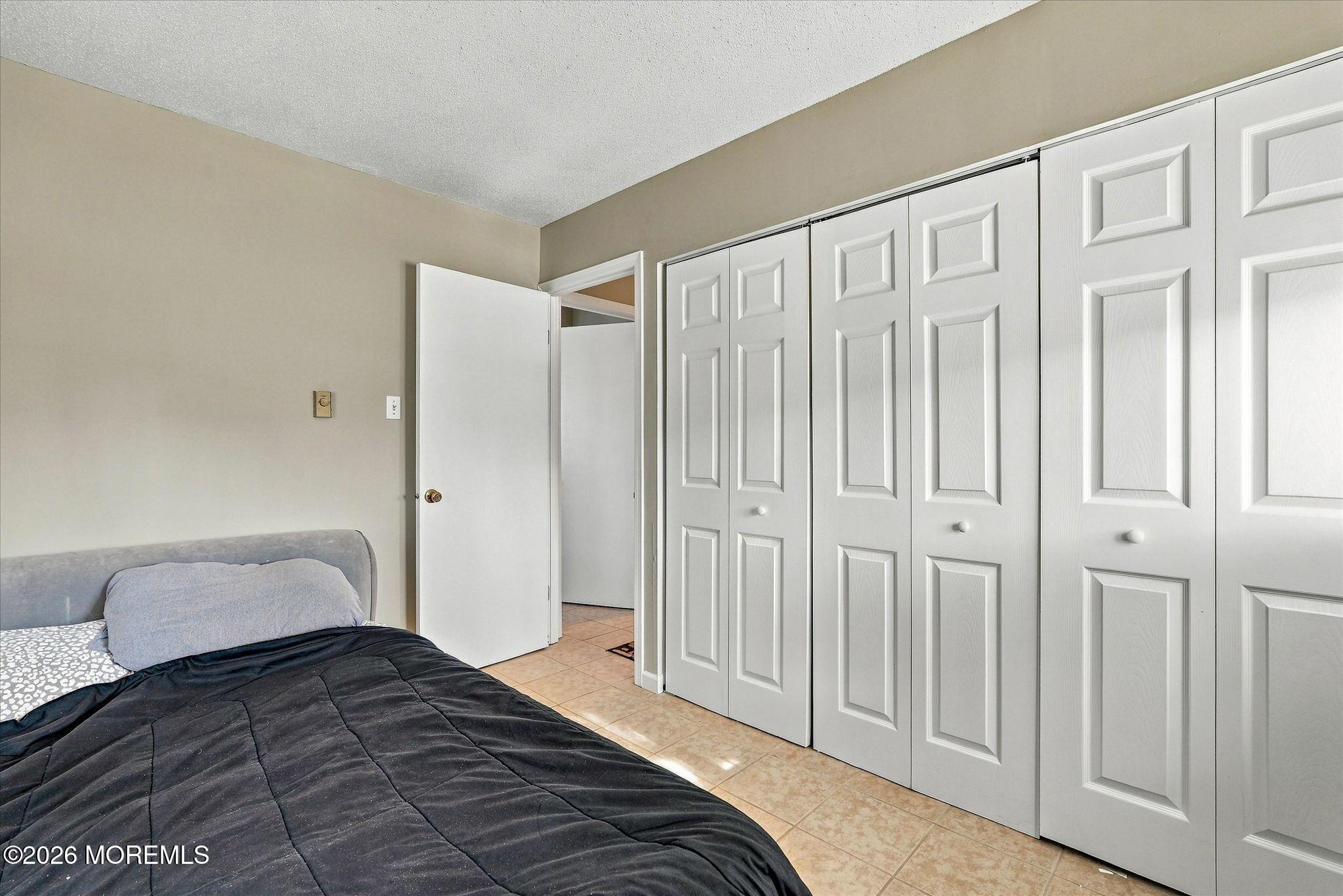 11 Sylvia Lane Manahawkin NJ 08050