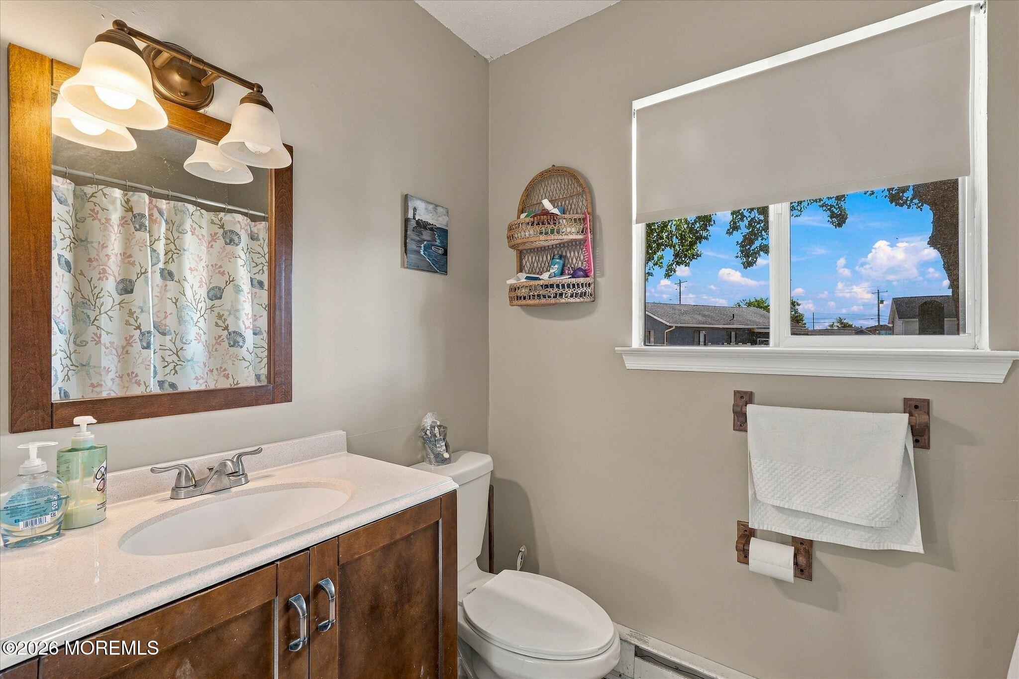 11 Sylvia Lane Manahawkin NJ 08050