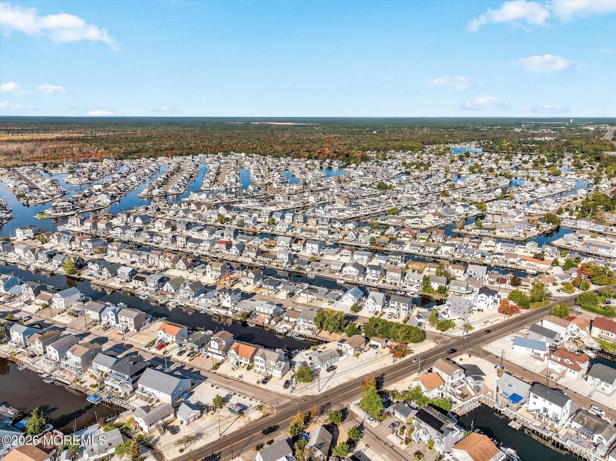 11 Sylvia Lane Manahawkin NJ 08050