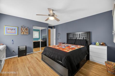 7 Kingston Terrace Morganville NJ 07751