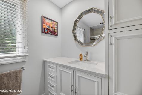 7 Kingston Terrace Morganville NJ 07751