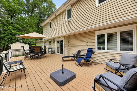 7 Kingston Terrace Morganville NJ 07751