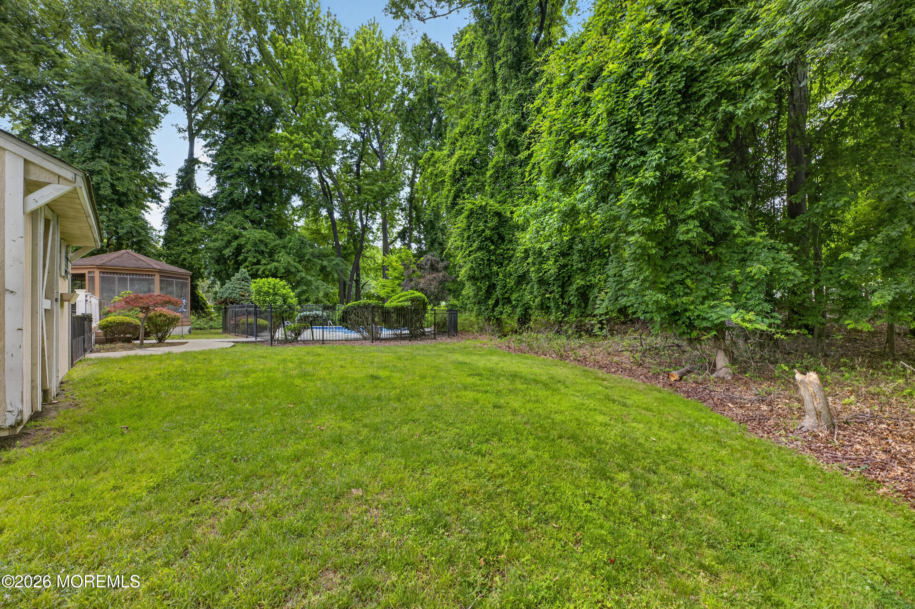 7 Kingston Terrace Morganville NJ 07751