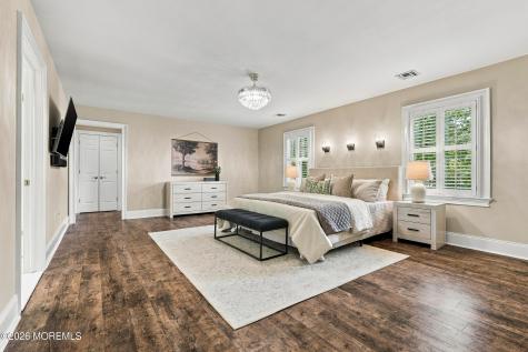 24 Circle Drive Rumson NJ 07760