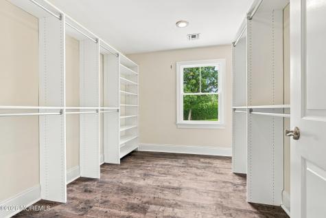 24 Circle Drive Rumson NJ 07760