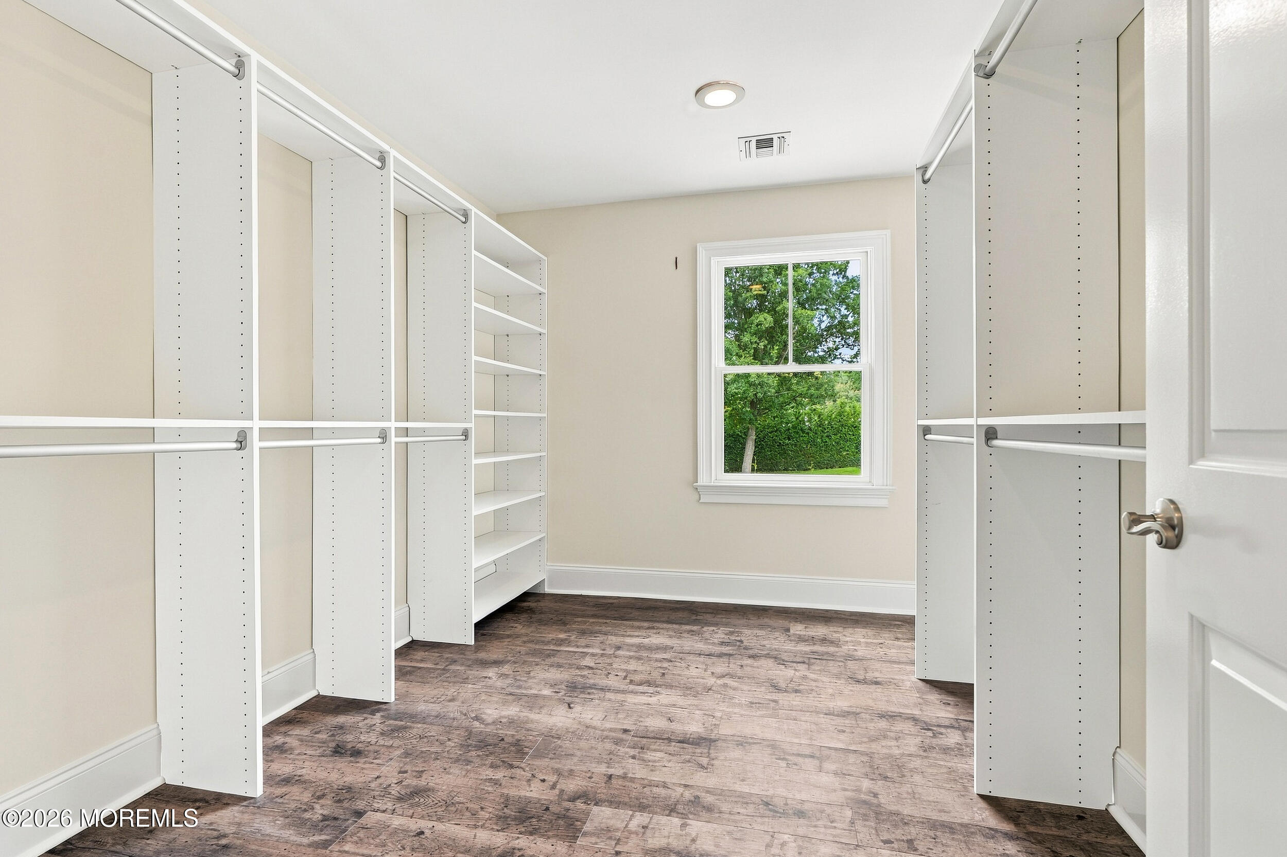 24 Circle Drive Rumson NJ 07760