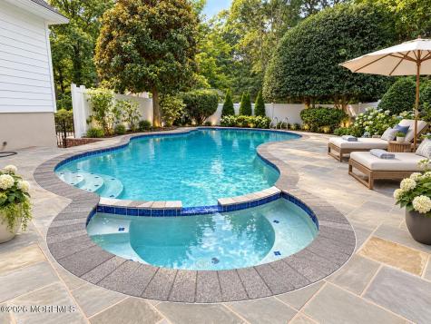 24 Circle Drive Rumson NJ 07760