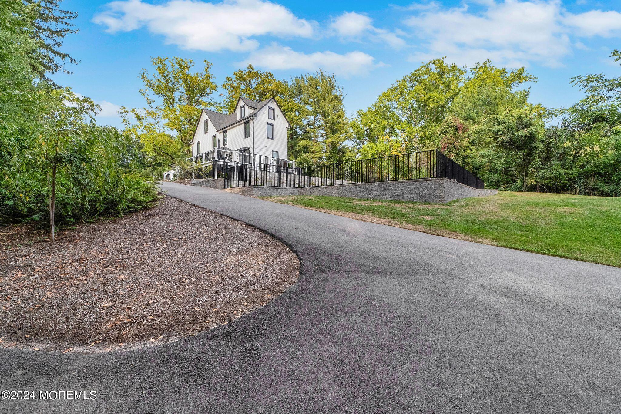 580 Kings Highway E Atlantic Highlands NJ 07716