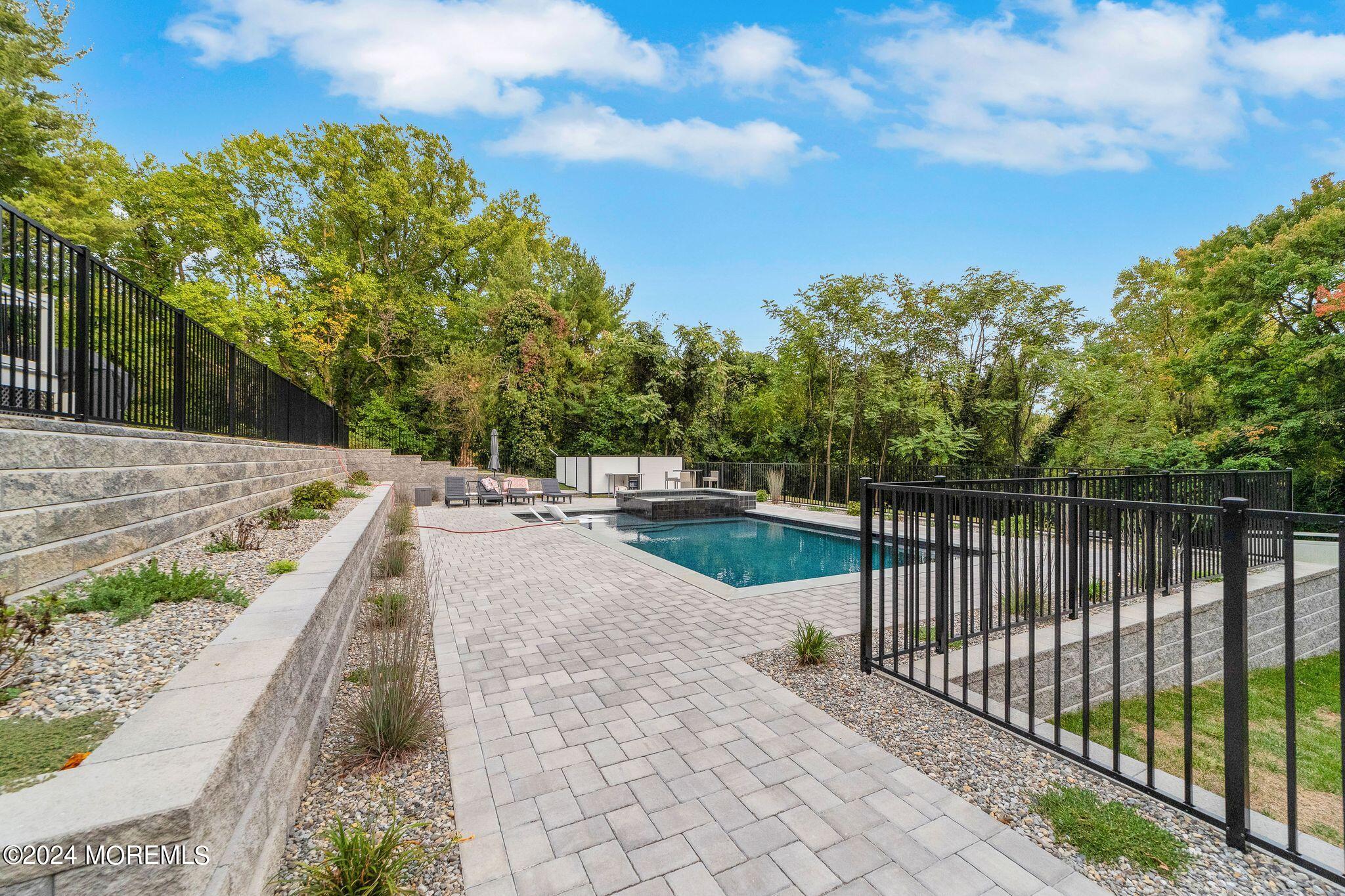 580 Kings Highway E Atlantic Highlands NJ 07716