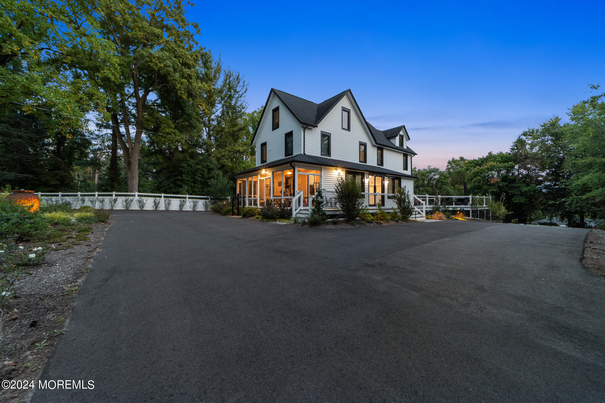 580 Kings Highway E Atlantic Highlands NJ 07716