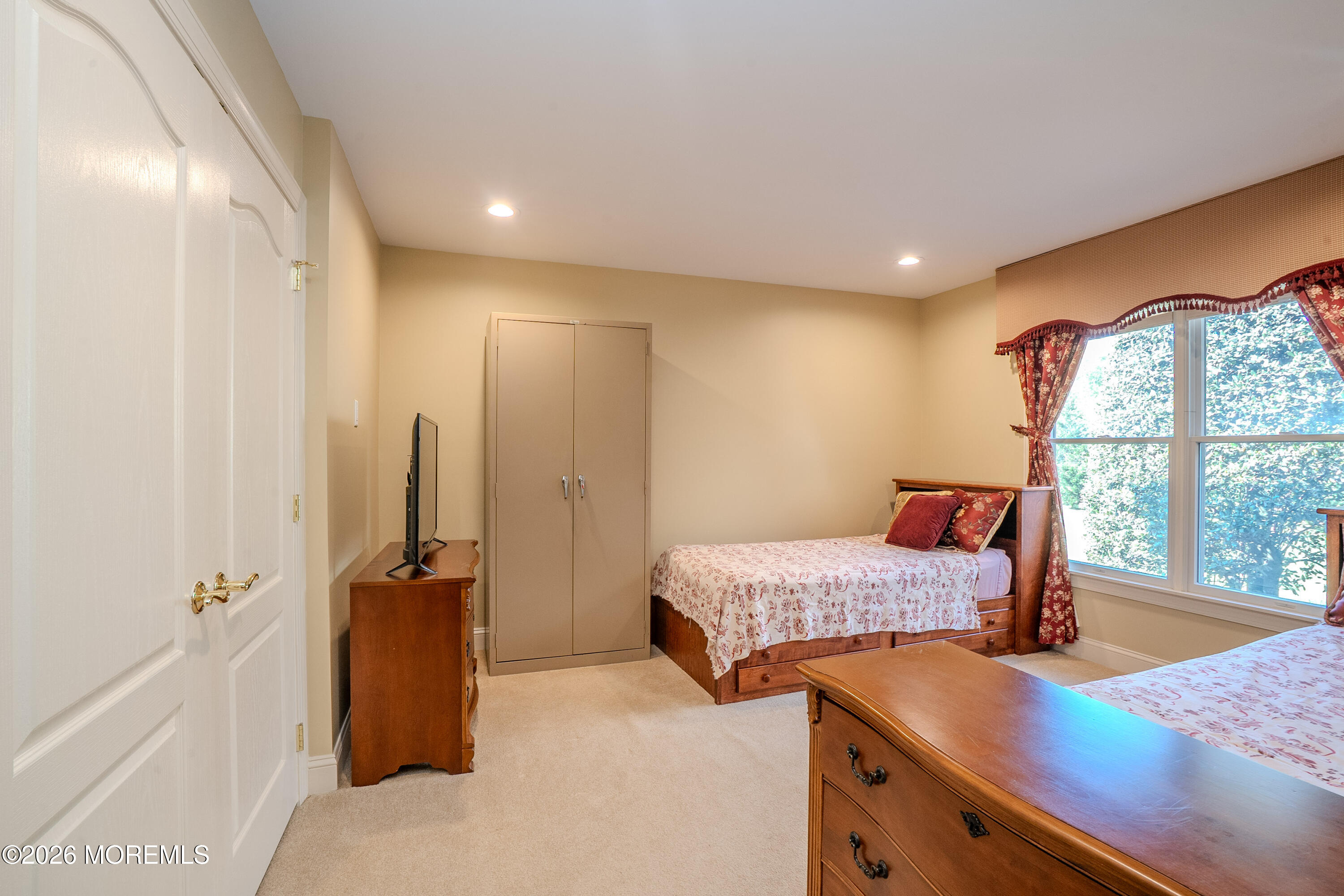 2 Linwood Drive Monroe NJ 08831