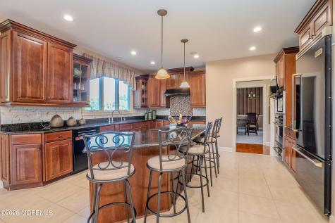 2 Linwood Drive Monroe NJ 08831