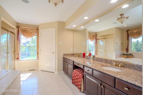 2 Linwood Drive Monroe NJ 08831