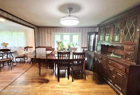 98 New Monmouth Road Middletown NJ 07748