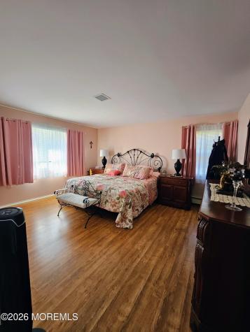 9 Flamingo Way Toms River NJ 08757