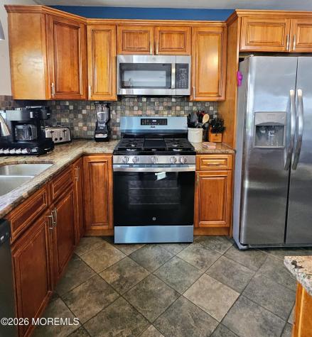 9 Flamingo Way Toms River NJ 08757