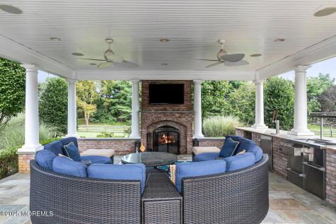 8 Country Club Lane Colts Neck NJ 07722