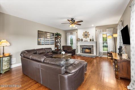 5 Hornbeam Lane New Egypt NJ 08533
