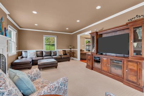 62 Knox Lane Manalapan NJ 07726