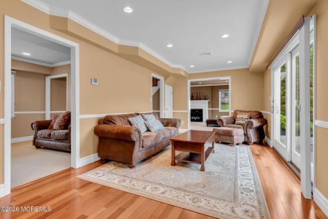62 Knox Lane Manalapan NJ 07726