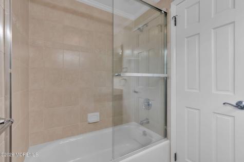 62 Knox Lane Manalapan NJ 07726