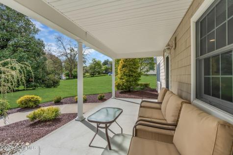 62 Knox Lane Manalapan NJ 07726