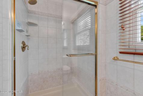 62 Knox Lane Manalapan NJ 07726