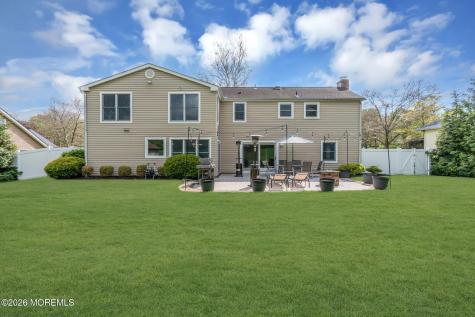 62 Knox Lane Manalapan NJ 07726