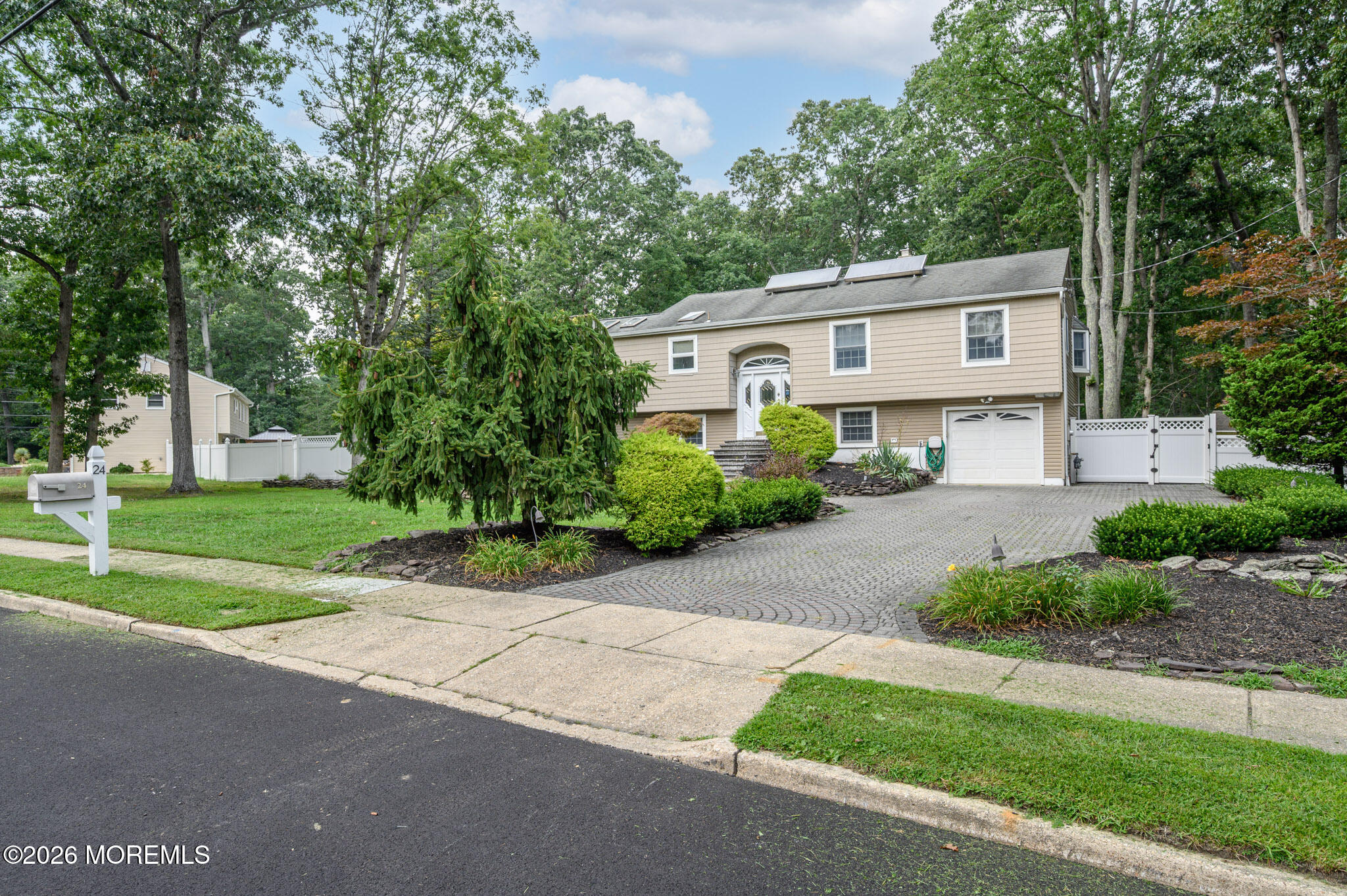 24 Claire Circle Howell NJ 07731