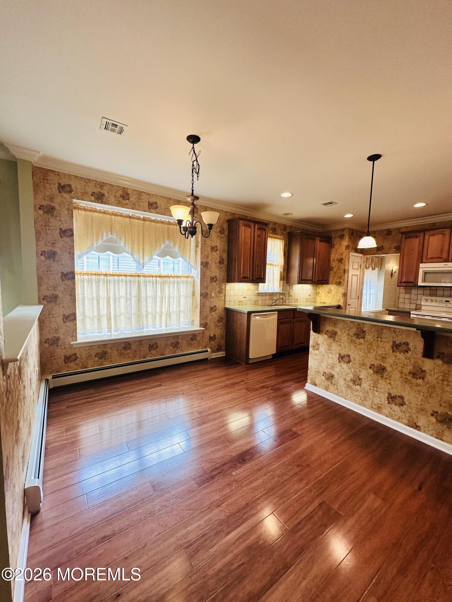 10 Woodview Drive Manchester NJ 08759