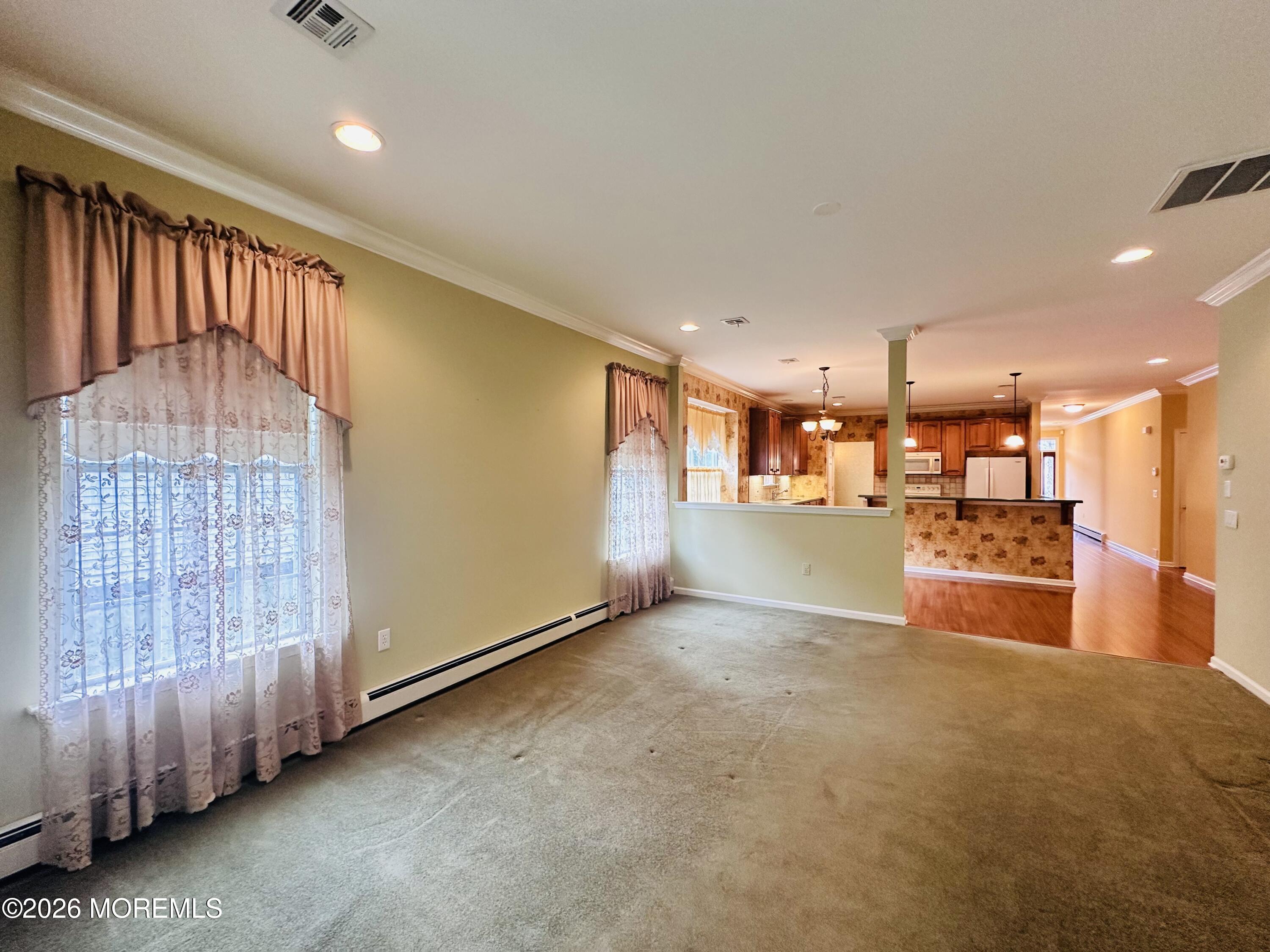 10 Woodview Drive Manchester NJ 08759