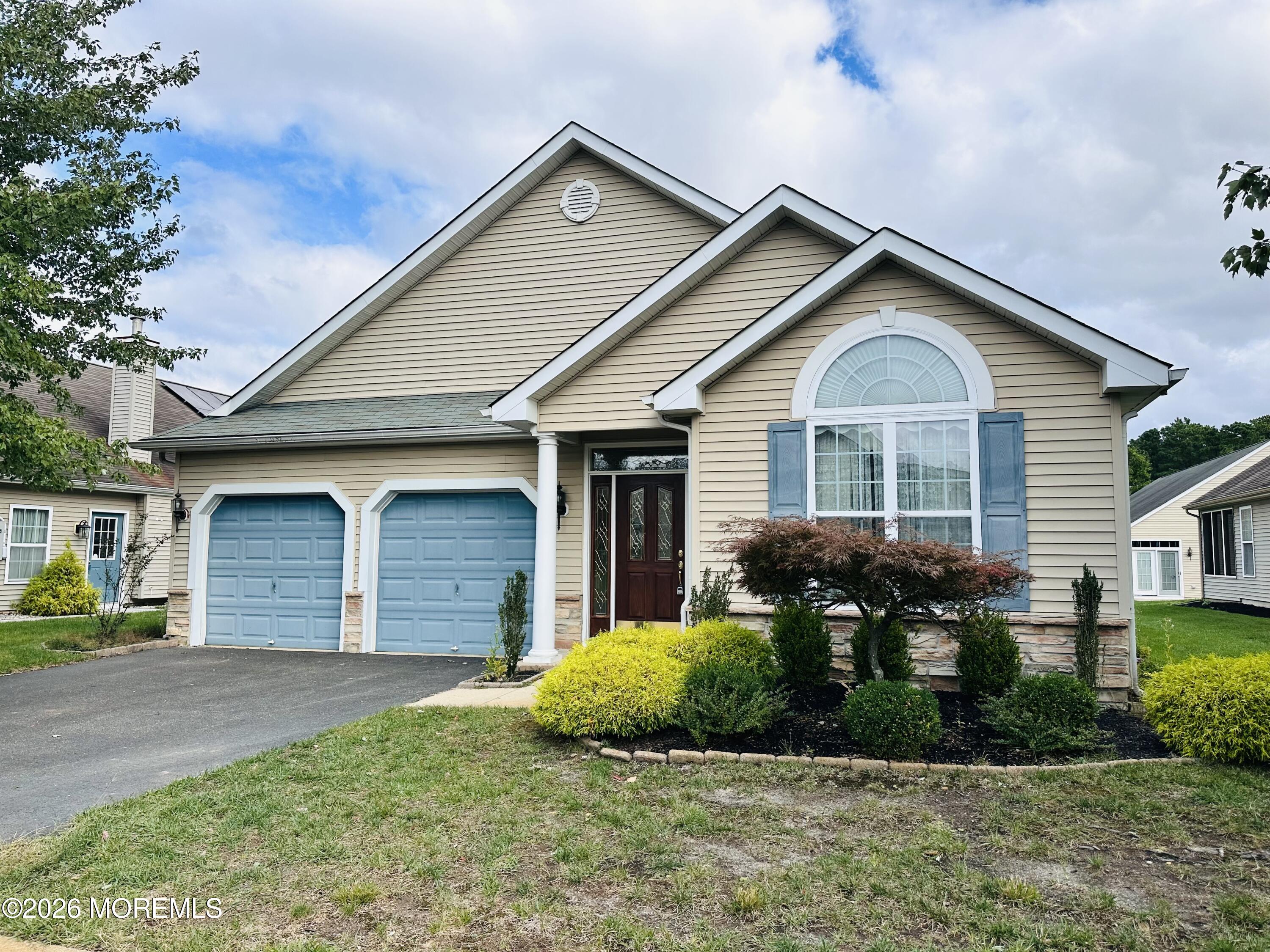 10 Woodview Drive Manchester NJ 08759