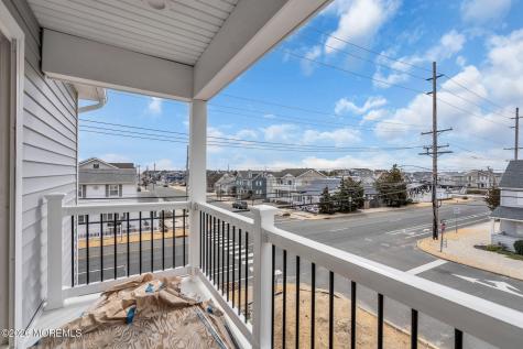 113 New Brunswick Avenue Lavallette NJ 08735