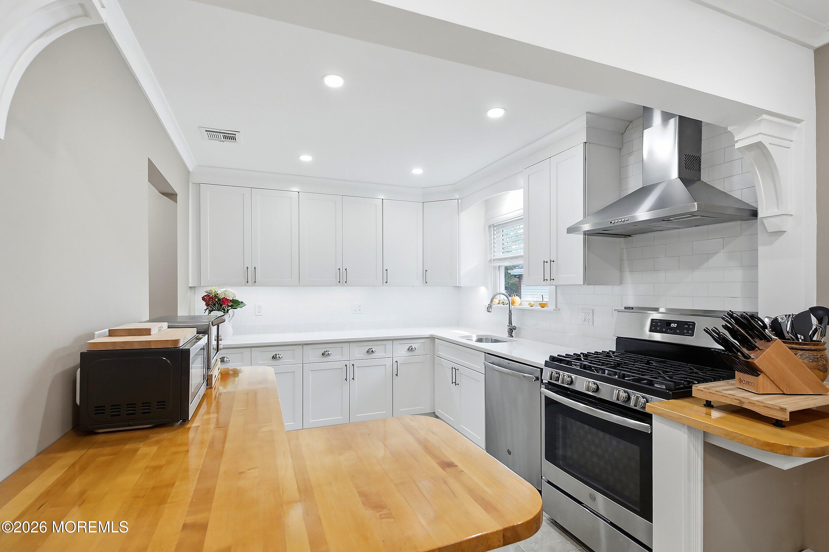 32 Seaview Avenue Brick NJ 08723